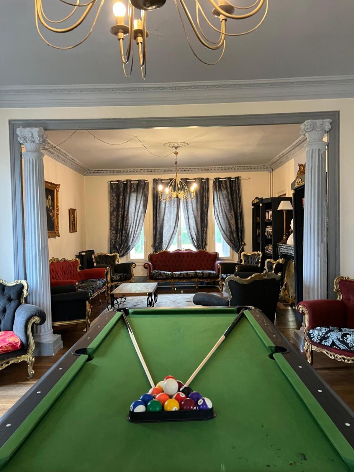 Вилла Le Manoir De La Baronnie Norrey-en-Auge Экстерьер фото