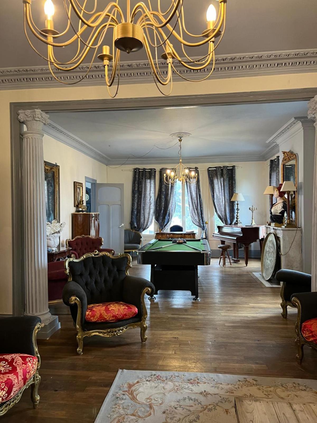 Вилла Le Manoir De La Baronnie Norrey-en-Auge Экстерьер фото